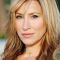 Lisa Ann Walter Photo