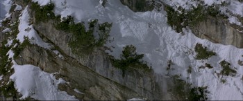 Cliffhanger (1993) download